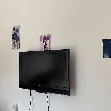 캄포펠리체 디 로첼라 Casa Eleonora 아파트 외부 사진